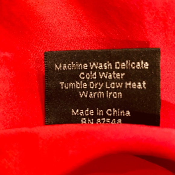 Magic Silk red slip nightie - Picture 7 of 7